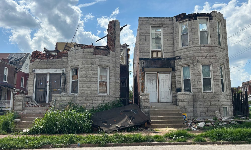 Volunteer From Across the State Helps With Storm Relief Efforts In St ...