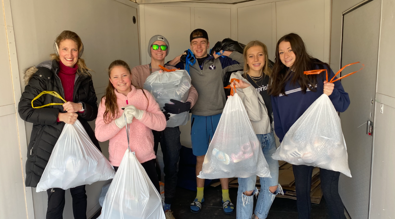Drive Thru Shoe Drive Collects 460 lbs of shoes